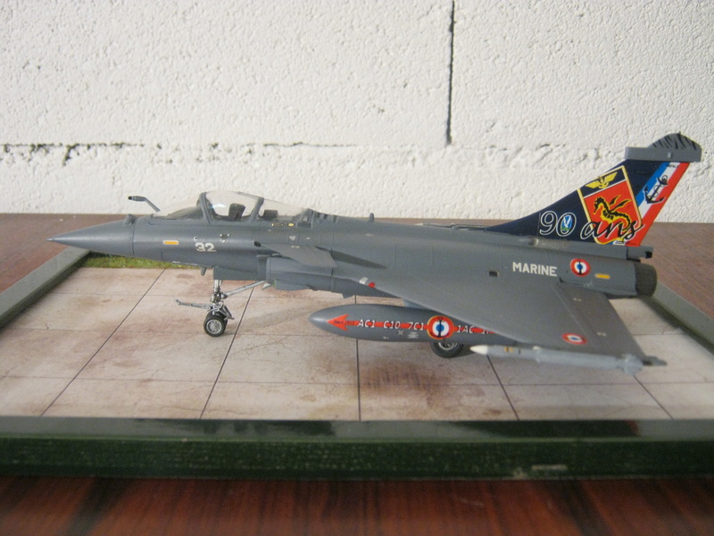 [REVELL] DASSAULT RAFALE M Réf 64892 - Page 2 Img_3932