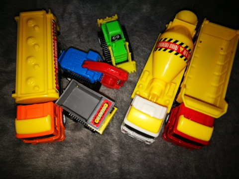 Yi Da Toys - 6 Spielzeugautos Baufahrzeuge Fahrze10