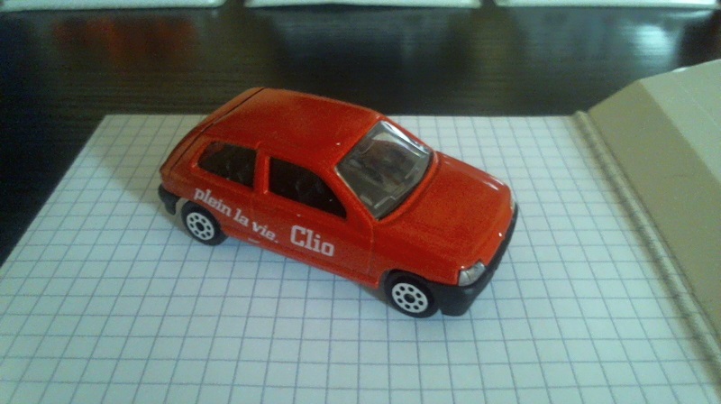 N°270 RENAULT CLIO  Renaul10