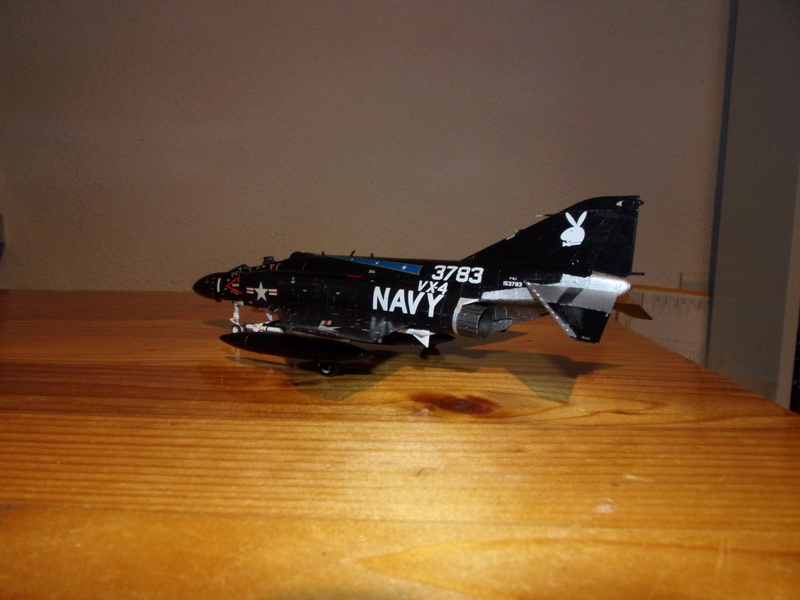 F-4J PHANTOM II 'VX-4 BLACK BUNNY' [haseagawa 1/72éme] - Page 4 102_2445