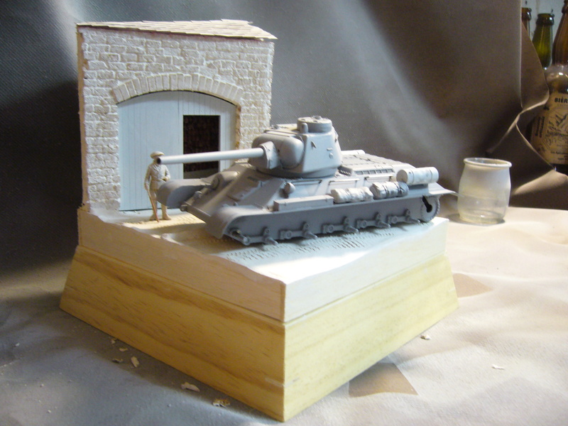 Char T34/76 + figs Tamiya 1/35 et tour. micro style design + dio patross  - Page 3 P1030824