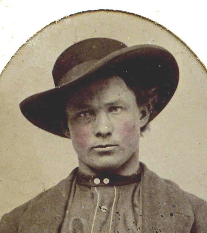 Famous Outlaw ! Who is this ? Jj-20s10