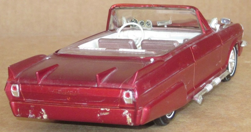 Vintage built automobile model kit survivor - Hot rod et Custom car maquettes montées anciennes - Page 7 1026