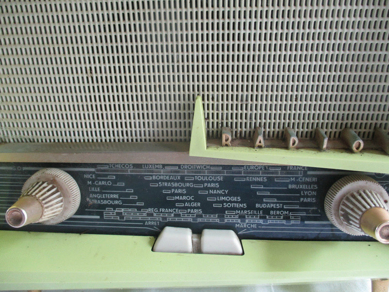 Radio Radiola 235