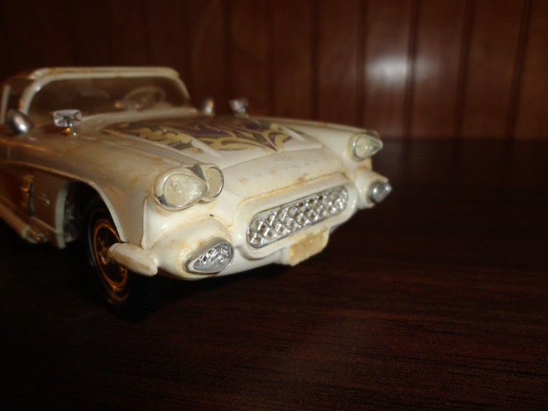 Vintage built automobile model kit survivor - Hot rod et Custom car maquettes montées anciennes - Page 7 253