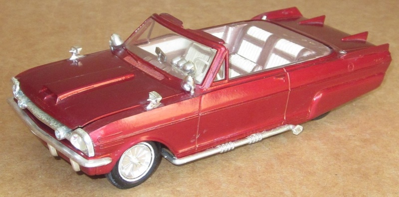 Vintage built automobile model kit survivor - Hot rod et Custom car maquettes montées anciennes - Page 7 350