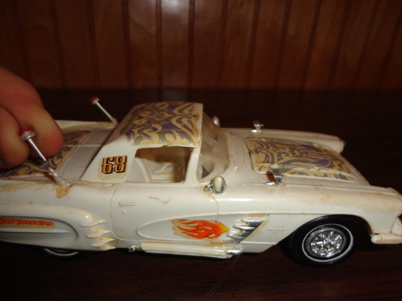 Vintage built automobile model kit survivor - Hot rod et Custom car maquettes montées anciennes - Page 7 351