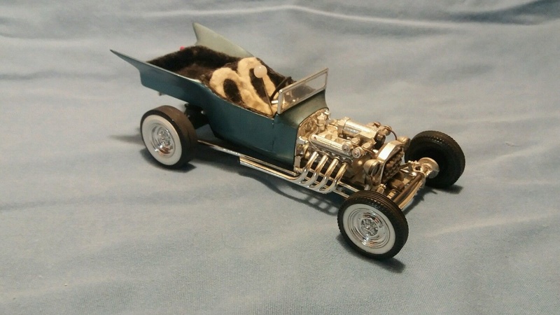 Vintage built automobile model kit survivor - Hot rod et Custom car maquettes montées anciennes - Page 7 541