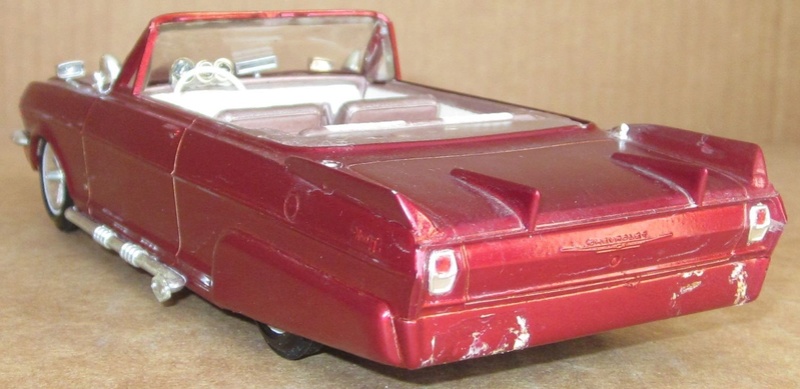 Vintage built automobile model kit survivor - Hot rod et Custom car maquettes montées anciennes - Page 7 832