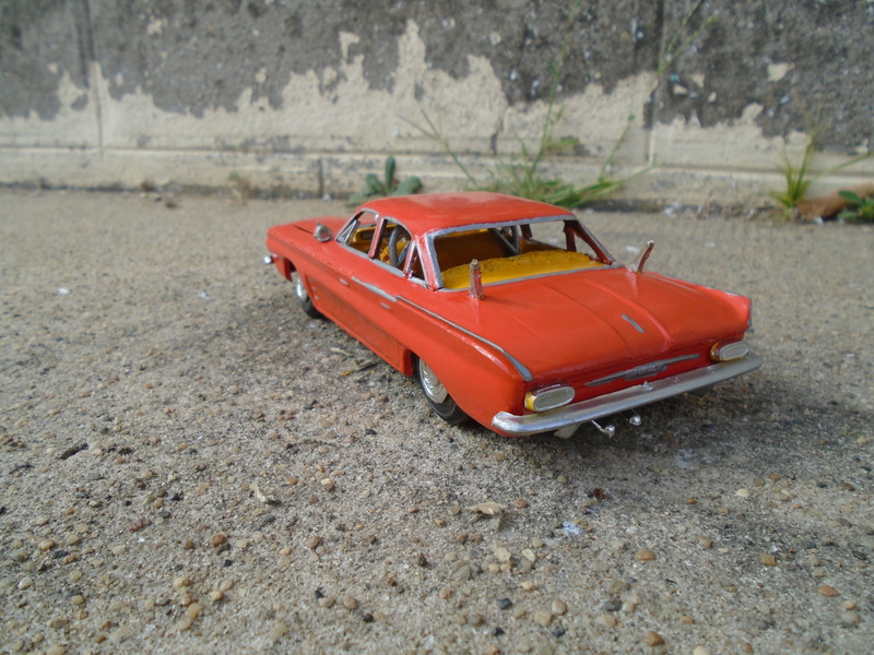 1962 Pontiac Tempest - 1/32 Scale  Dsc04813