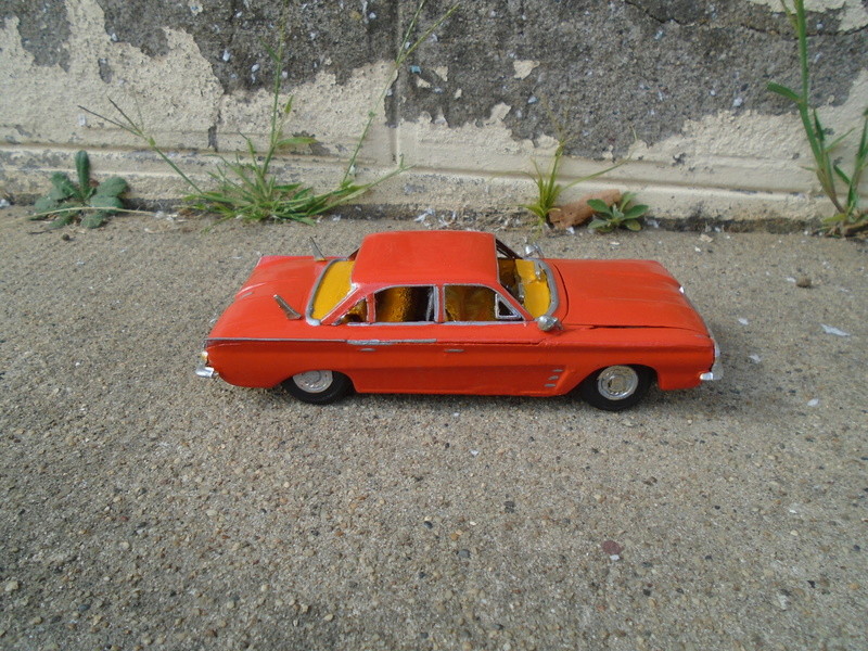 1962 Pontiac Tempest - 1/32 Scale  Dsc04814