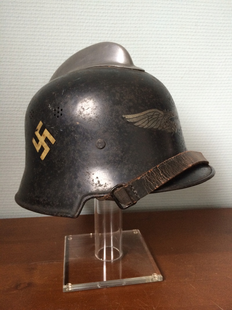 Casque allemand M34 complet - insigne allongé " reichbahn" 01110