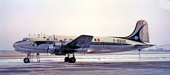 Douglas dc4 Air France CARVAIR Cie Air Transport  maquette Revell 1/72 Air-fr10