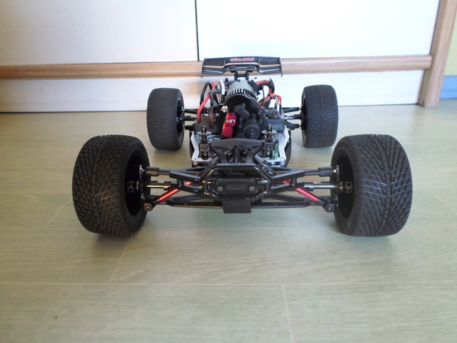 E-Revo's 1/16 Brushless 3S (380/540) - Page 14 410