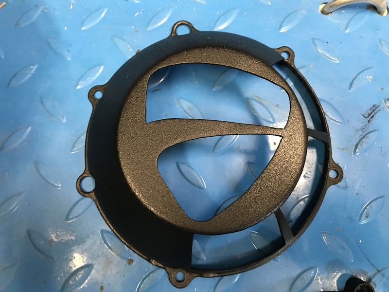 Projet ST2 / Café Racer - Page 6 Img_2048