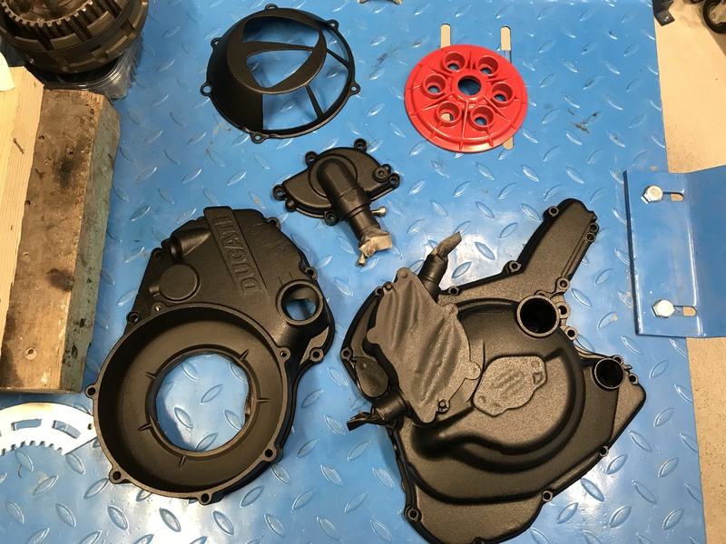Projet ST2 / Café Racer - Page 6 Img_2050