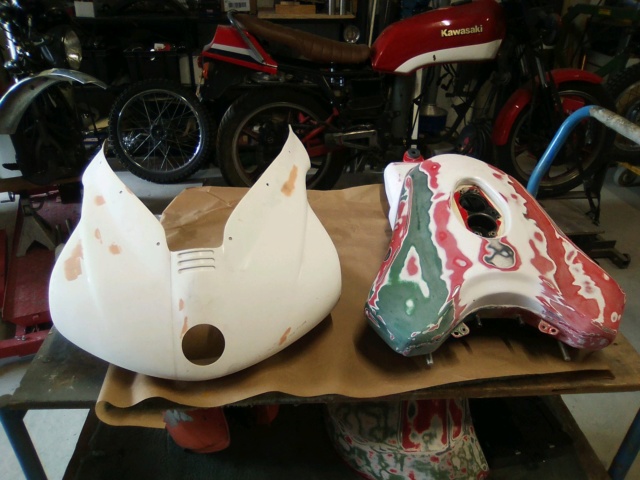 Projet ST2 / Café Racer - Page 9 Img_2054