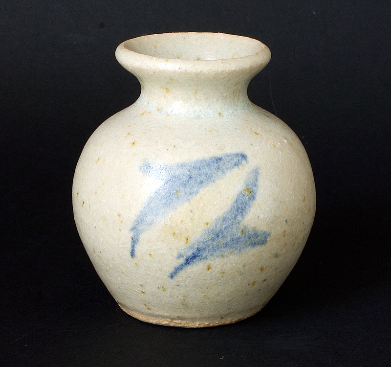 Graham Fern - Porthleven Pottery  - Page 2 Dsc02312