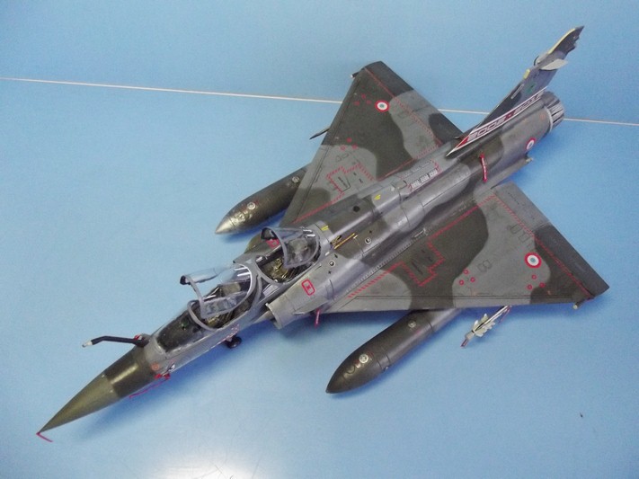 MIRAGE 2000 D KINETIC 1/48 - Page 4 Dscf4343