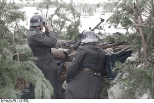 MG34 sur trepied anti-aérien  Mg_ste10