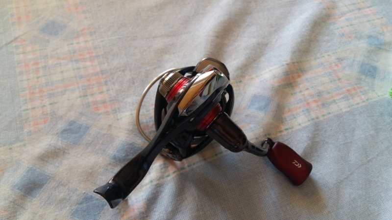 [VENDO] [COME NUOVO] DAIWA BALLISTIC EX 2500 H + KNOB RCS ROSSO + DISCHI CARBONTEX 20180910