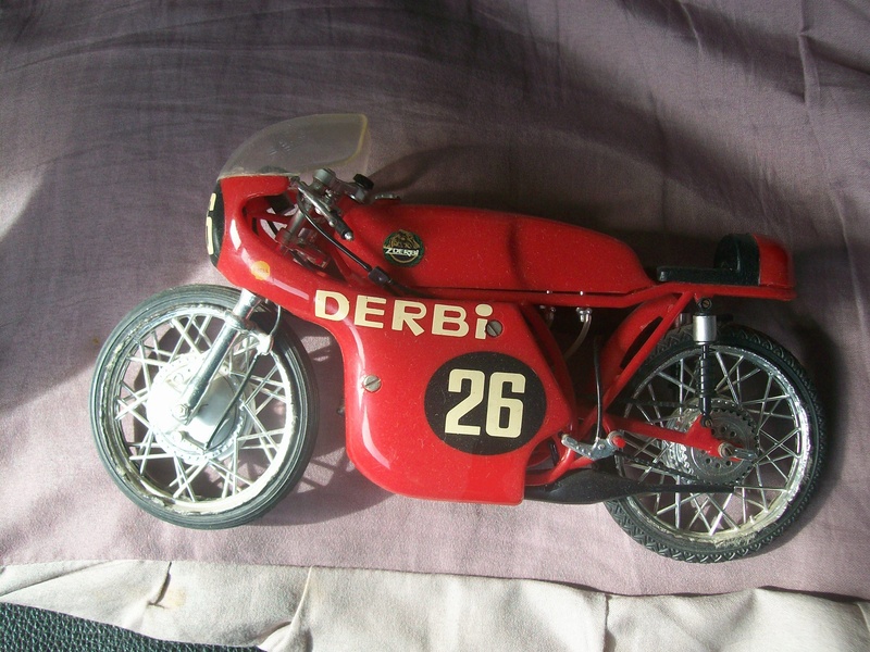 [PROTAR] DERBI 125 1/9ème Réf 128 ... 100_4711