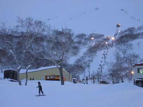 اشهر منتجعات التزلج باليابان 228