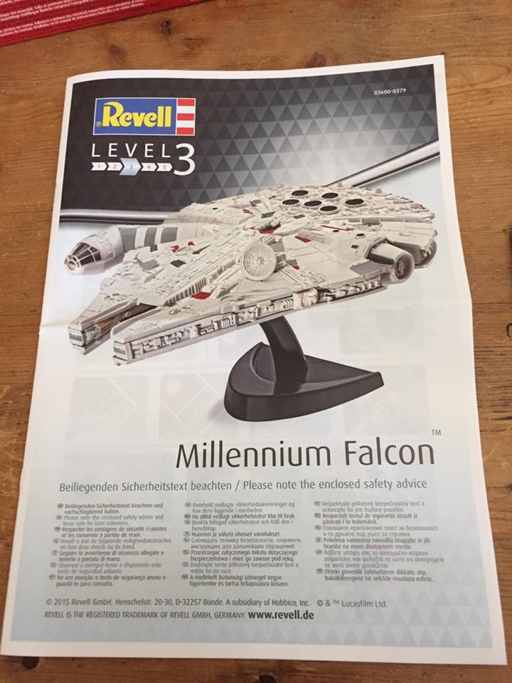 Millennium Falcon 1/24 [ REVELL ] Image103