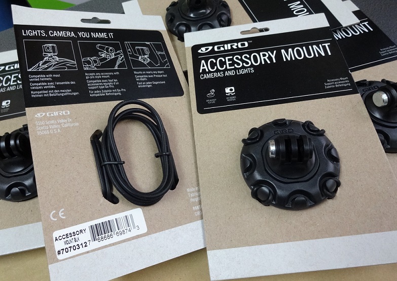 Giro Accessory Mount for Action Cam and Lights 運動攝錄機頭盔安裝座 - HK$145 (工商寫字樓包速遞送貨Free delivery by courier for office address) Dsc03611