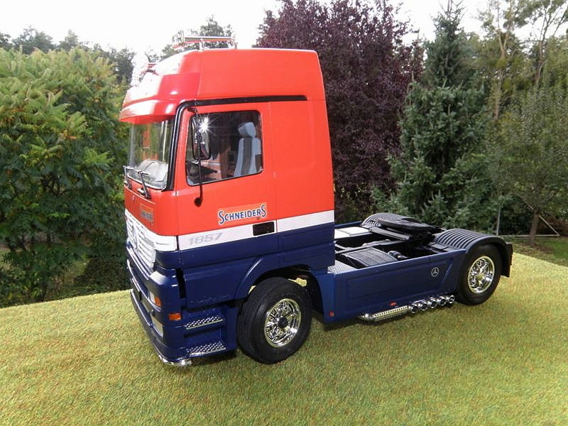MB ACTROS MEGASPACE 00412