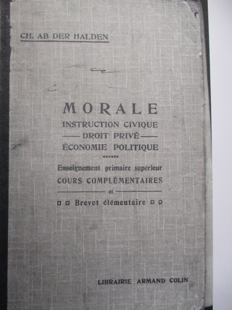 Le drame Algérien et la Décadence Française. 1957. - Page 4 Img_0434