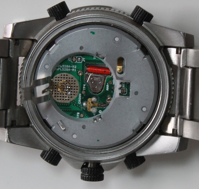 Besoin d'aide pour dépannage d'une montre (pas ancienne) Gros_p11