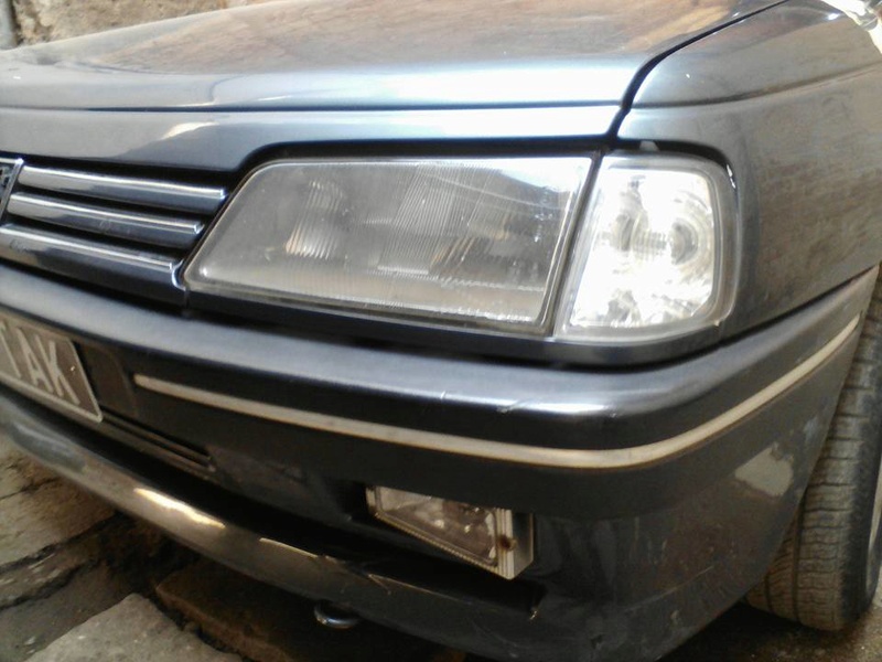 Peugeot 405 Signature ( Madagascar ) 14568210