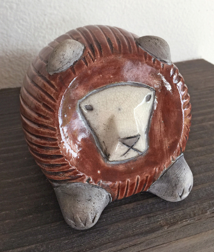 South African raku lion Eok-li12