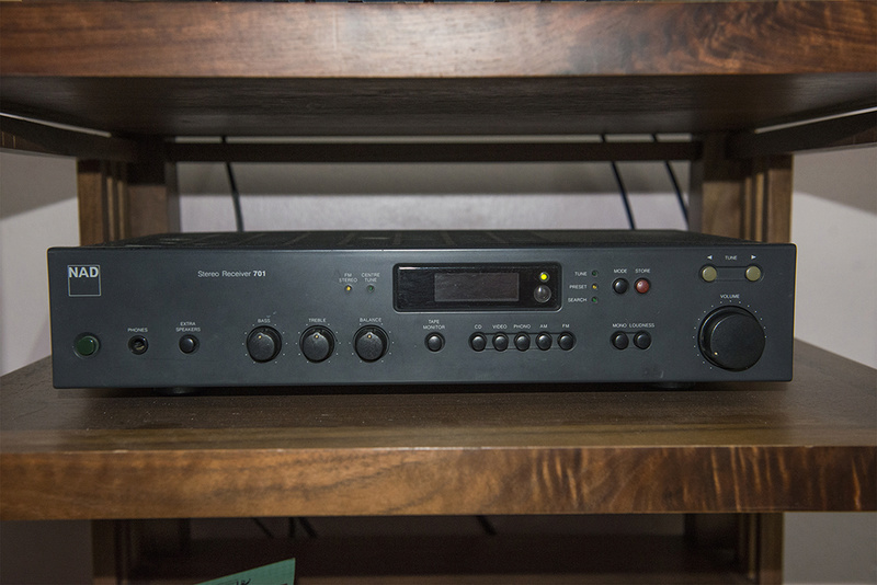 NAD Stereo Receiver 701 Dsc_9327