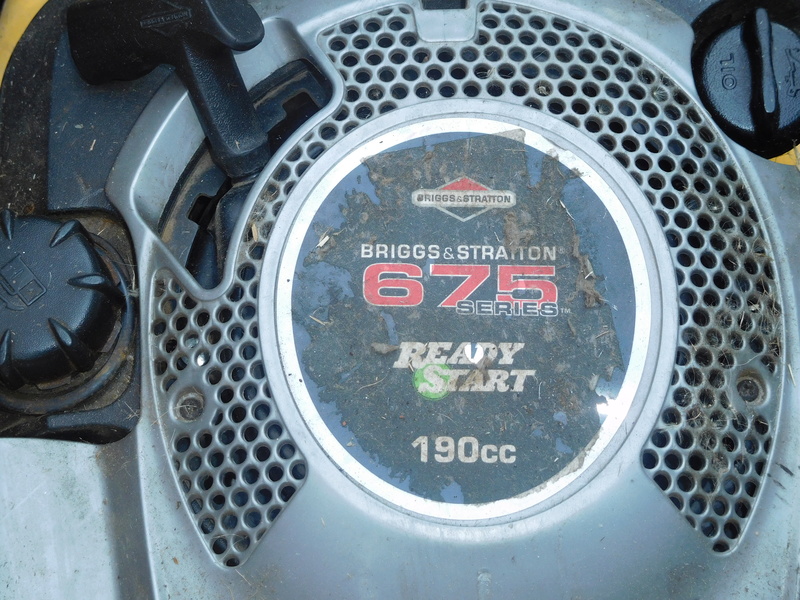 TONDEUSE A MOTEUR THERMIQUE BRIGGS&STRATTON 675 SERIES READY START 190 CC