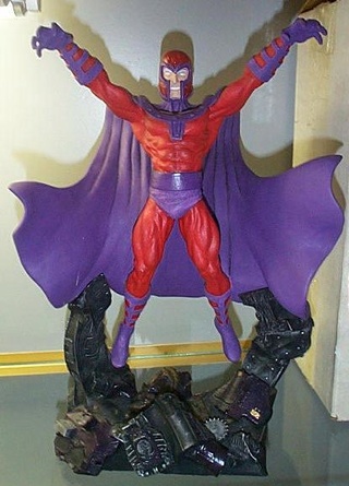 Creative License X-Men MAGNETO Full Size Statue / Sculpture Statue10