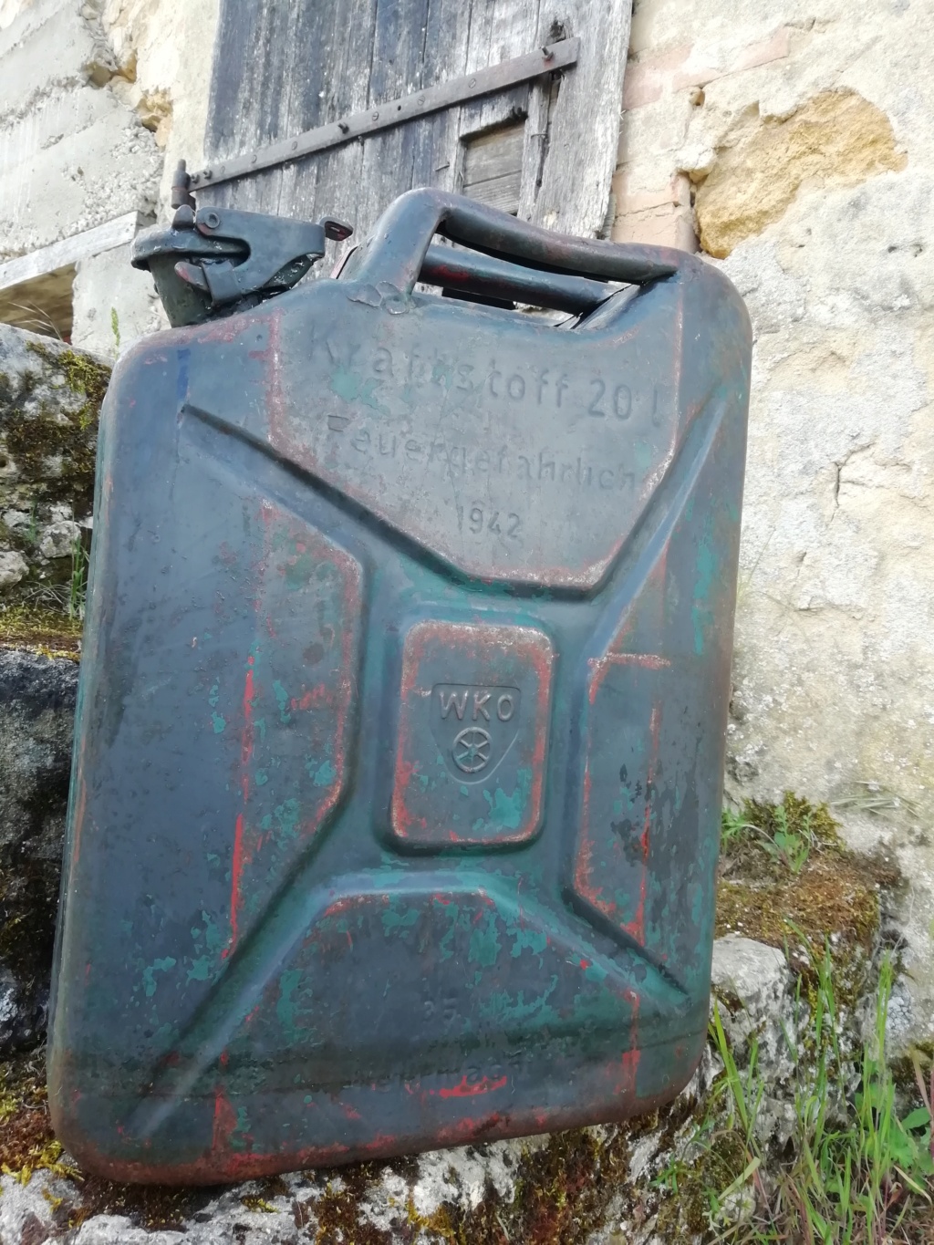 jerrycan allemand 42 Img_2013