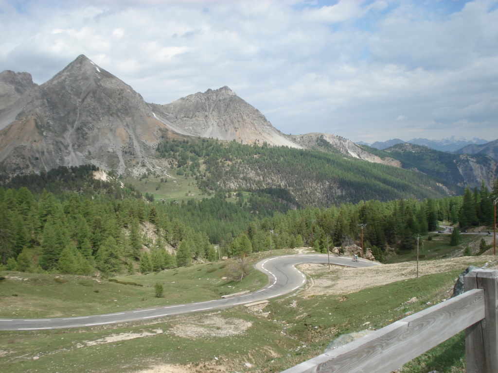 la grande route des Alpes  Dsc00217