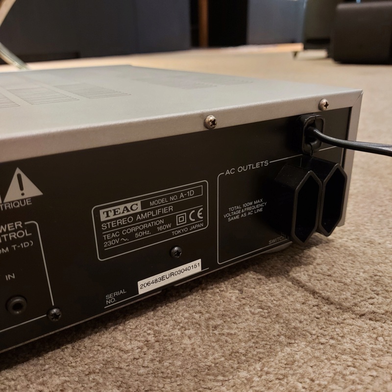 Teac A-1D Integrated Amplifier Teaca113