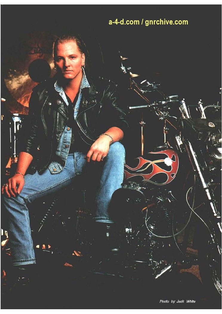 1991.06.DD - Modern Drummer - Matt Sorum: Guns N' Roses' New Stickman 1991_034