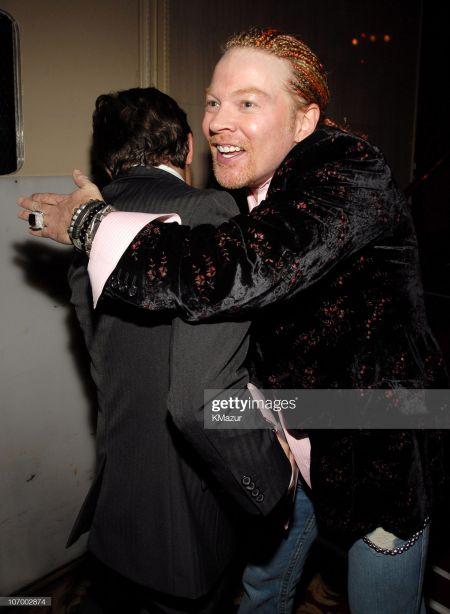 2006.11.13 - People Magazine - Michael J. Fox Rocks with Sheryl Crow, Axl Rose at Fundraiser 2006_125