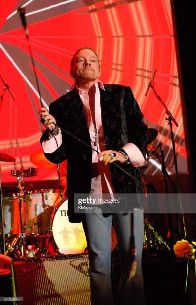 2006.11.13 - People Magazine - Michael J. Fox Rocks with Sheryl Crow, Axl Rose at Fundraiser 2006_126