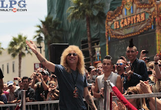 2012.07.11 - Rolling Stone - Slash Speaks After Hollywood Walk of Fame Dedication 58099210