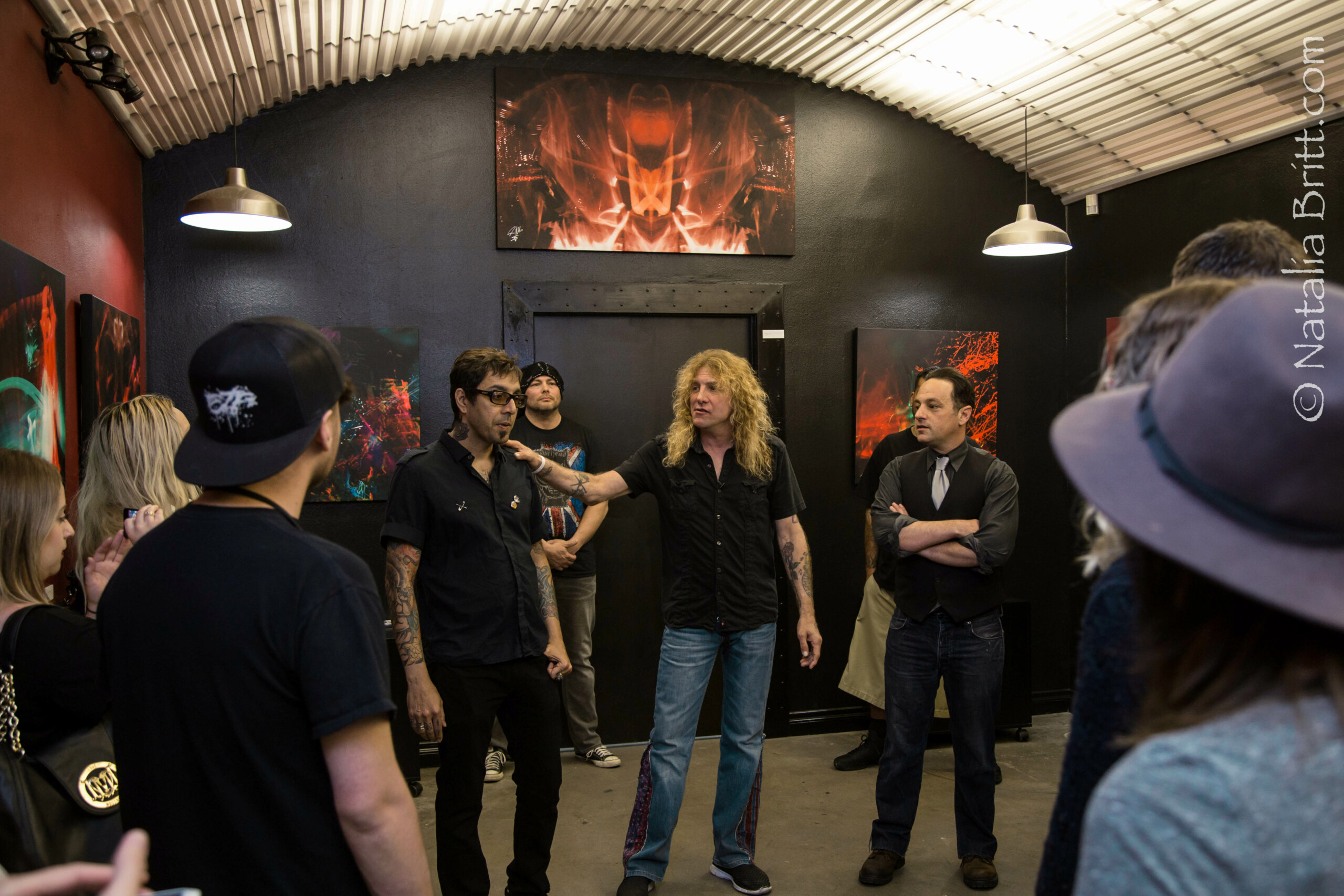 2015.04.19 - California Rock News - Steven Adler Debuts Fine Artwork Collection at Forgotten Saints L.A. Img_3413