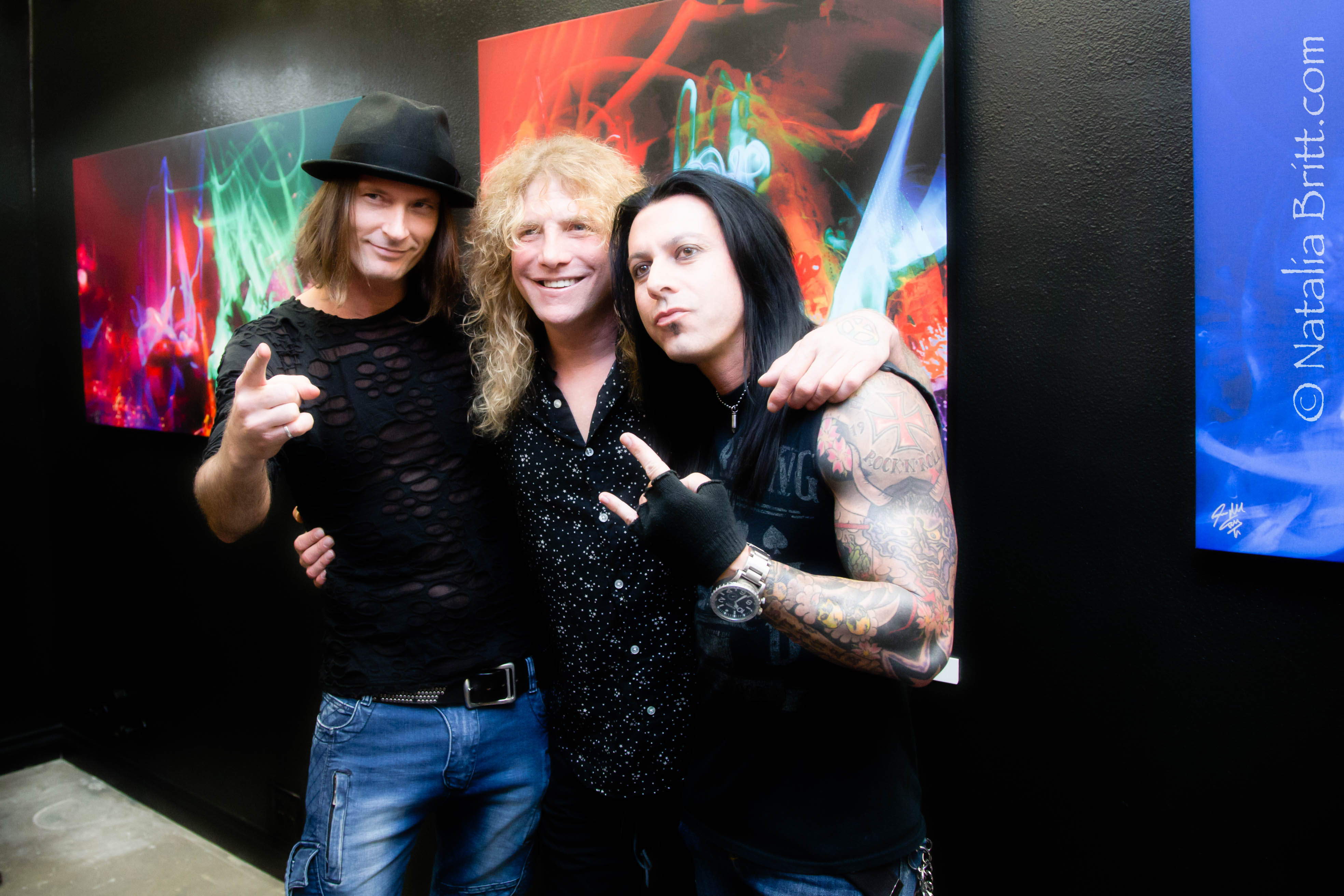 2015.04.19 - California Rock News - Steven Adler Debuts Fine Artwork Collection at Forgotten Saints L.A. Img_3511