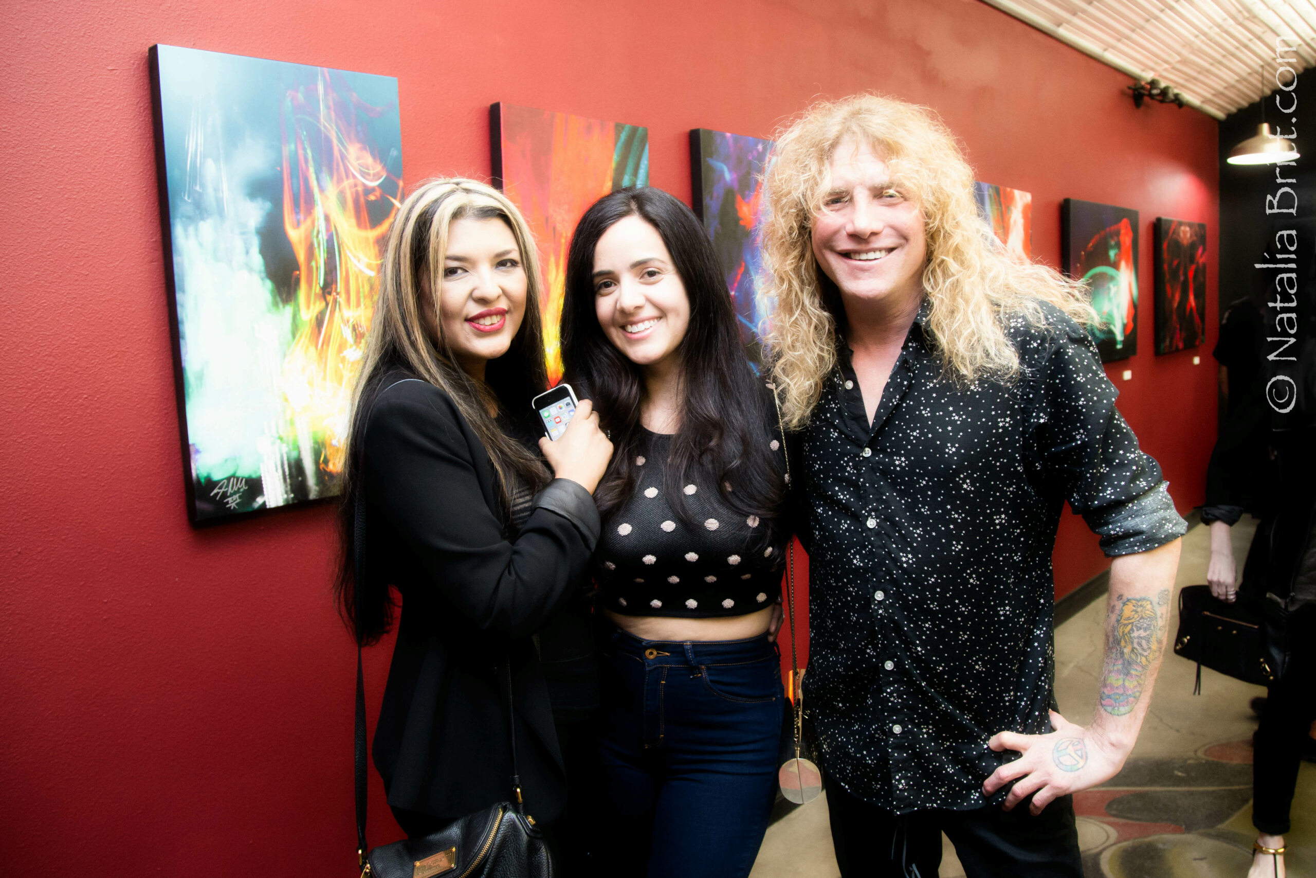 2015.04.19 - California Rock News - Steven Adler Debuts Fine Artwork Collection at Forgotten Saints L.A. Img_3512