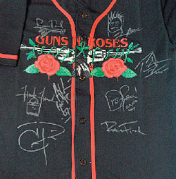 2007.06.20/07.14 - GunsNRoses.com - Exclusive GN'R Items Up For Bid On Ebay/Auction A Great Success (Tommy) Rosesa10