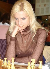 Certainement.. Parmi les plus belles joueuses d'échecs que vous allez découvrir Anna-s10