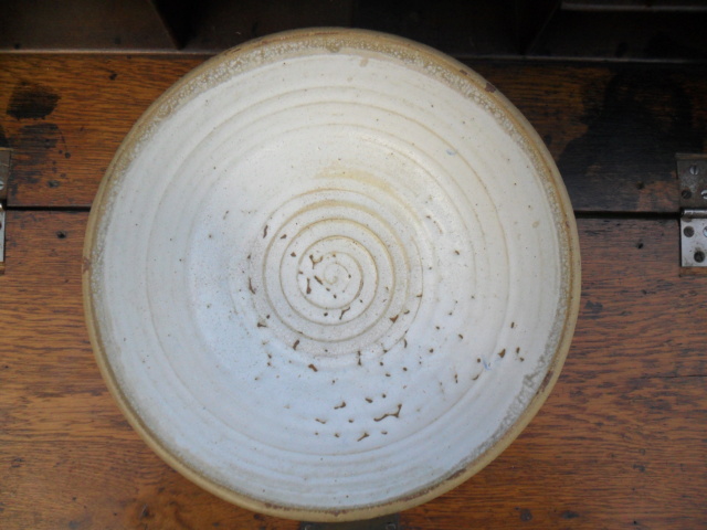 Studio Pottery bowl incised 'B' Sam_5135